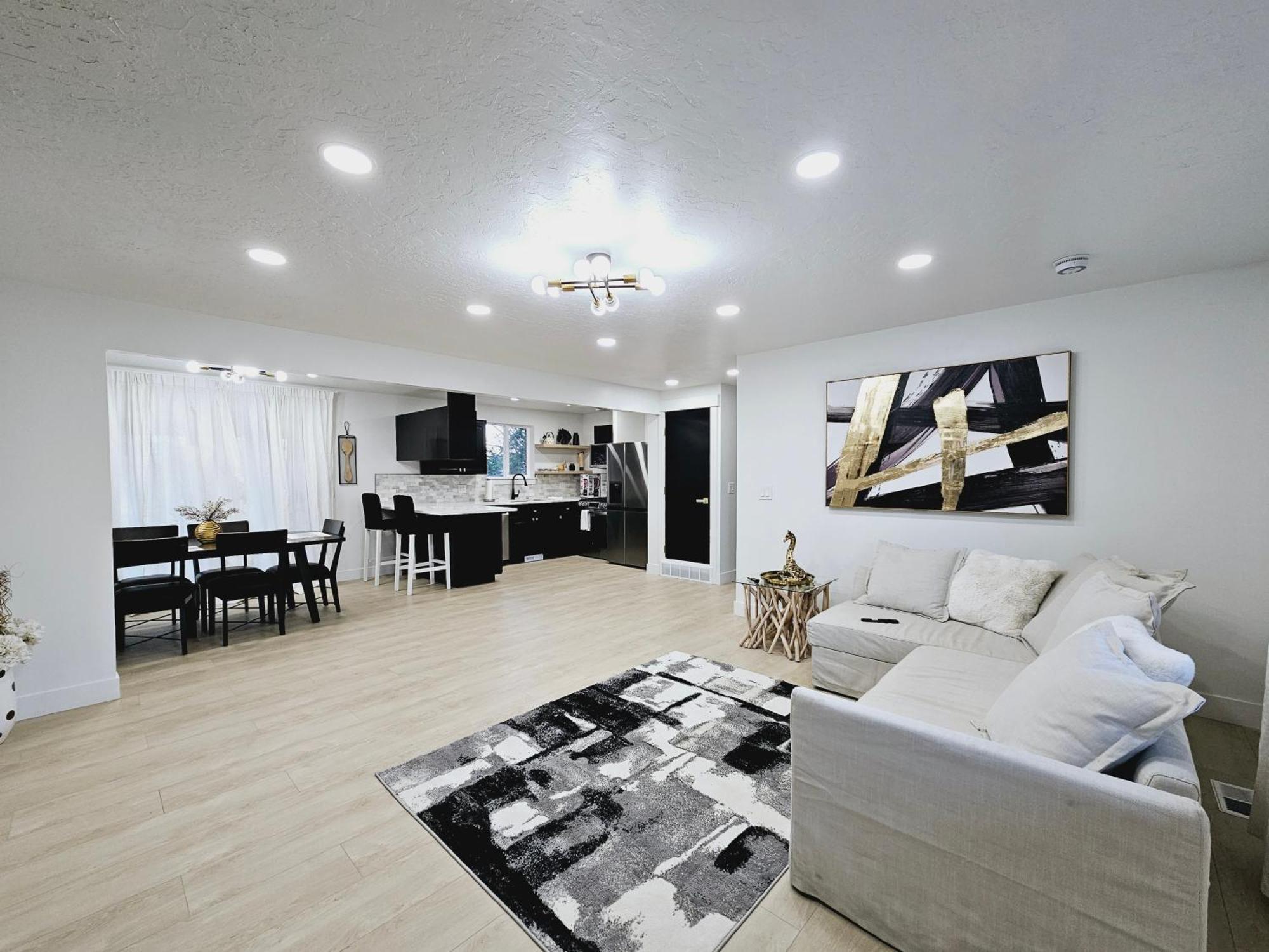 Luxury Getaway Close To Skiing Hiking In Slc แซนดี ภายนอก รูปภาพ