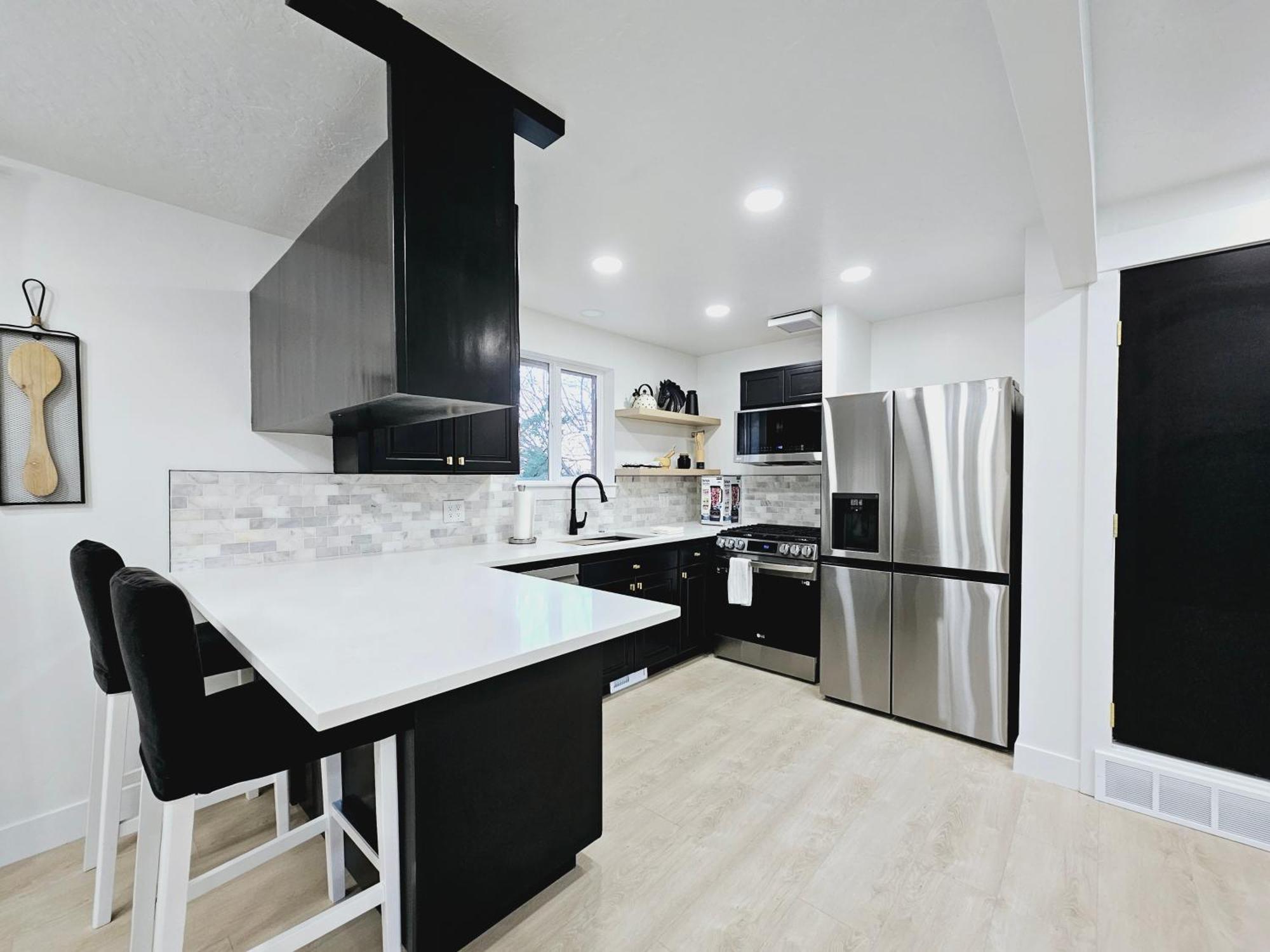 Luxury Getaway Close To Skiing Hiking In Slc แซนดี ภายนอก รูปภาพ